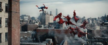 Spider-Man: Zbrusu nový den (2)